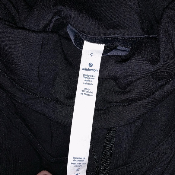 Lululemon black hoodie size 4 - Picture 3 of 6